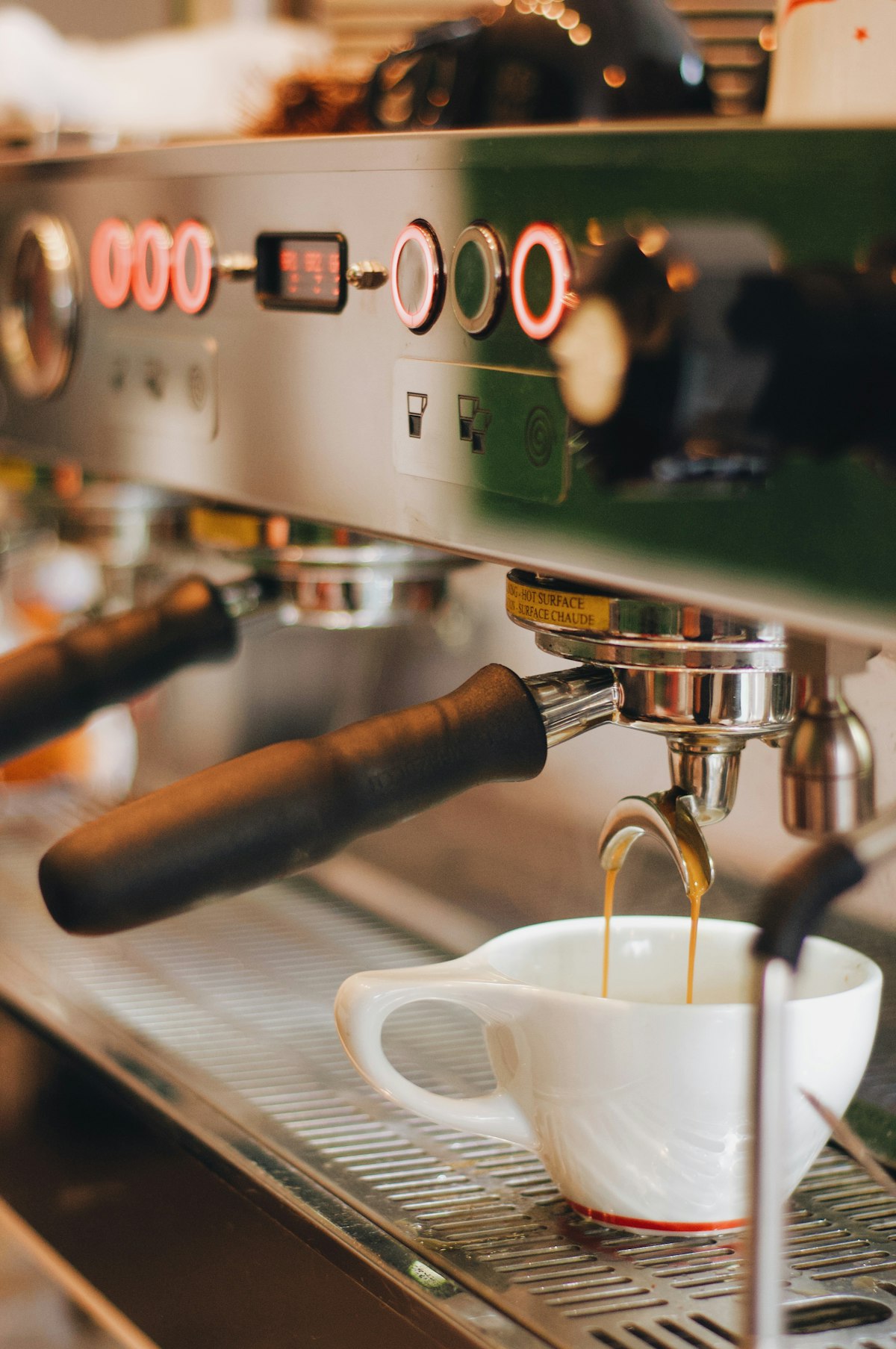 Espressomachine met zeefdrager gebruiken: zo doe je het