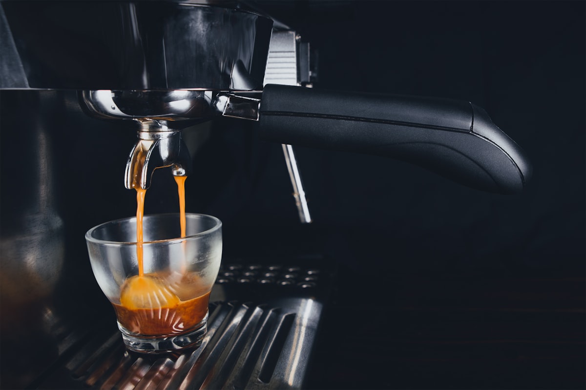 Nespresso vs volautomaat: wat past bij jou?